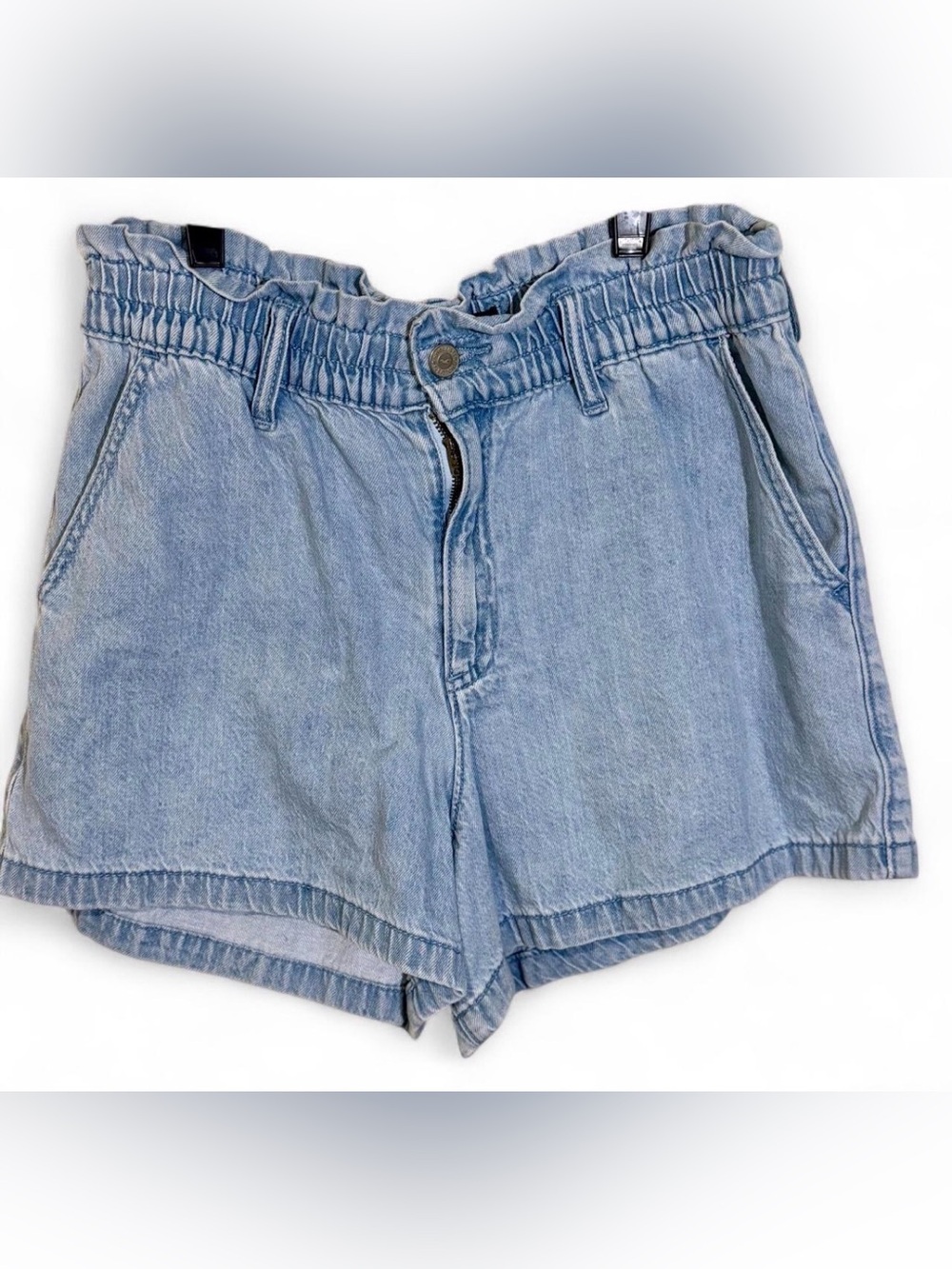 Hollister Ultra High-Rise Mom Denim